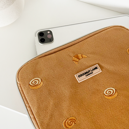 Suedette Croissant Club - iPad Sleeve