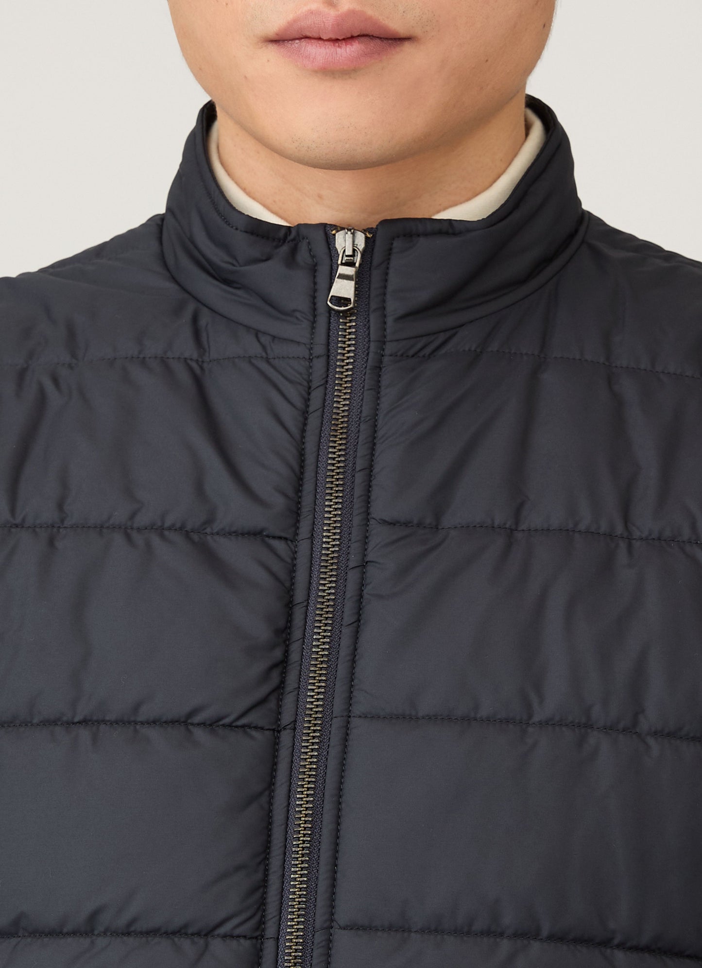 Mens Insulated Gilet In Navy Mjac7193 Buaa