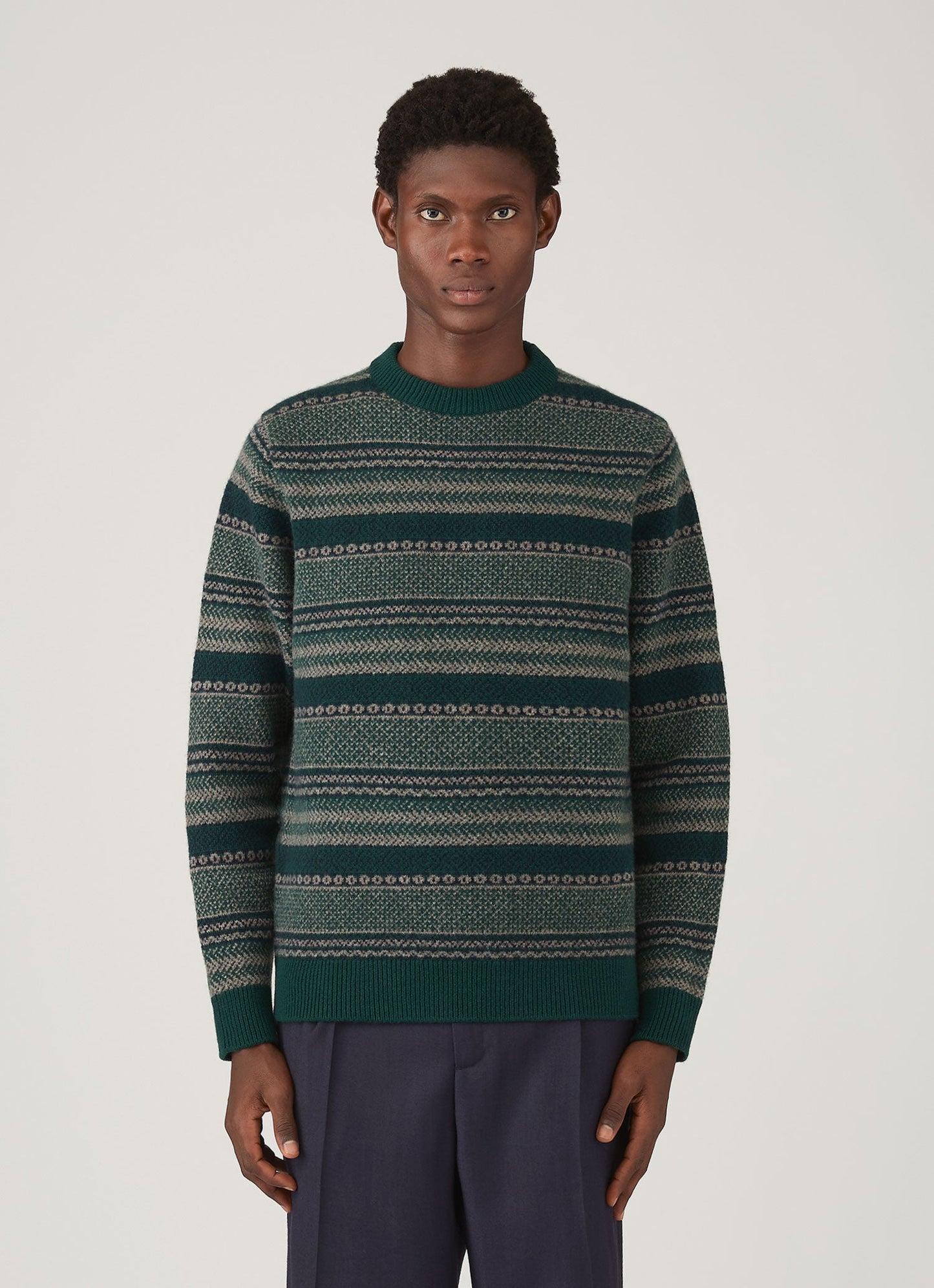 Mens Lambswool Fair Islejumper In Holly Green Mjum8321 Gnjp