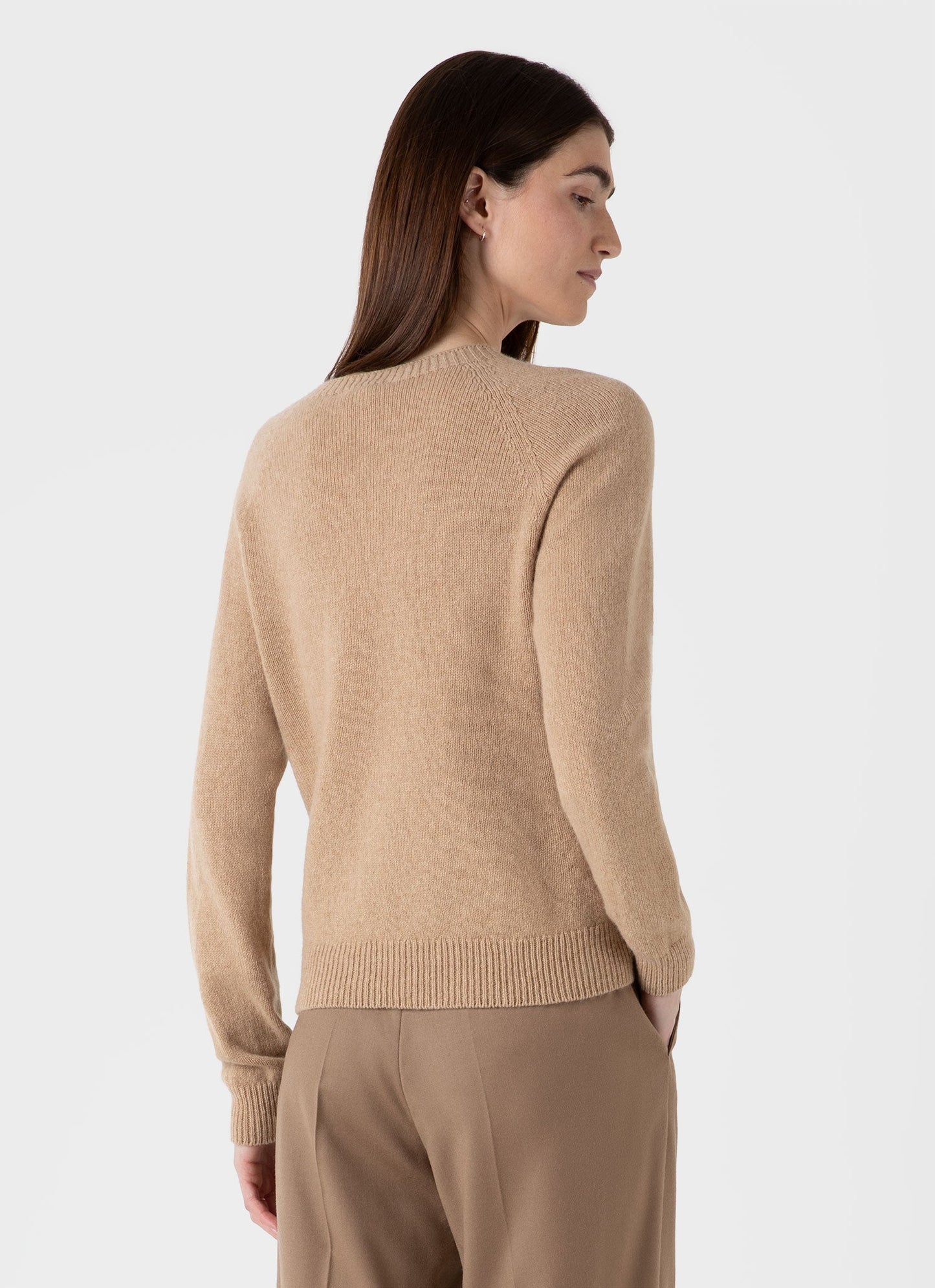 Womens Lambswool Crew Neck Jumper In Light Camel