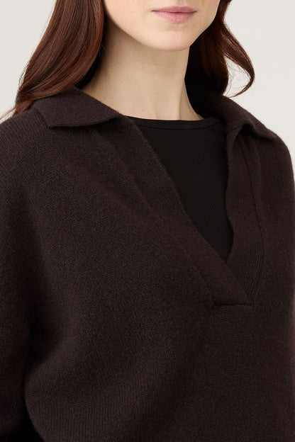 Womens Lambswool Polo Neck Jumper In Truffle Wpol8214 Brgd